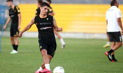 AEK: Ενδιαφέρον από Γερμανία για Μάνταλο