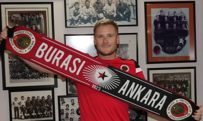 Στην Γκεντσλεμπιρλιγκί ο Γιόχανσον! (Photos)