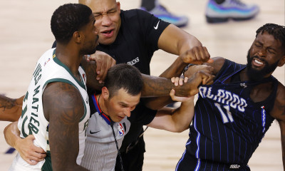 NBA: Ξύλο στο Μπακς-Μάτζικ και αποβολές (video)