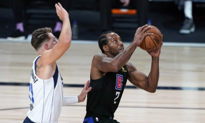 NBA: Σκόρπισε τον τρόμο ο Λέοναρντ (video)