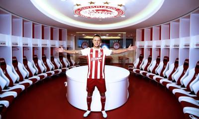 Ολυμπιακός: Ανακοίνωσε τον Ραφίνια (photos)