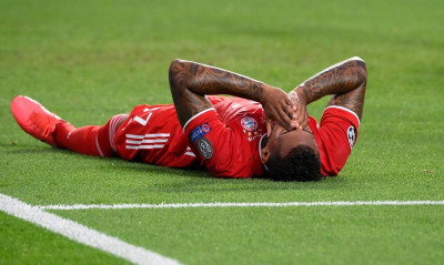 Παρί Σεν Ζερμέν-Μπάγερν: Τραυματίστηκε κι αποχώρησε ο Μπόατενγκ (video)