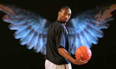 Ο Κόμπι που βιάστηκε να φύγει νωρίς (video+photos)