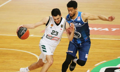 Λάρισα: Πήρε δανεικό τον Παπαδάκη