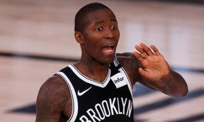 NBA: Δεν σταματά ο Κρόφορντ