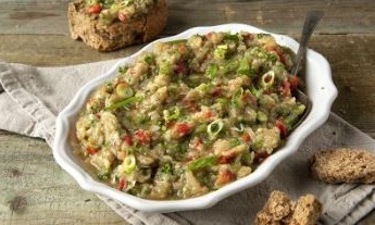 Άκης Πετρετζίκης: Μελιτζανοσαλάτα