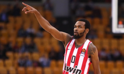 «Η μητέρα μου με βοήθησε να μην παρατήσω το μπάσκετ»