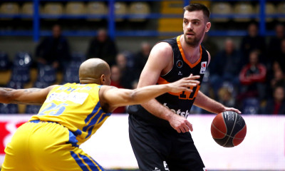 ΑΕΚ: Με νέο πρόσωπο τον Μάντζαρη οι προπονήσεις!