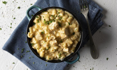 Άκης Πετρετζίκης: Mac ‘n’ cheese με κοτόπουλο