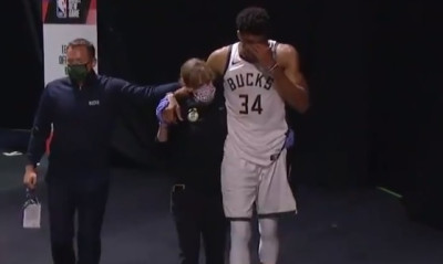 Χιτ-Μπακς: Συγκλόνισε ο Γιάννης, ξέσπασε σε κλάματα! (video)