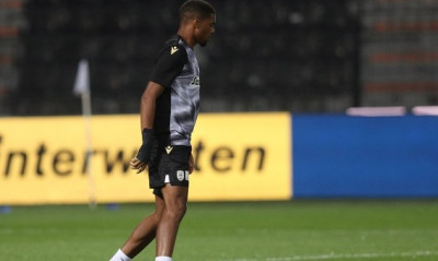 ΠΑΟΚ-ΑΕΛ: Φουριόζος στην Τούμπα με ριγέ φανέλα (photos)