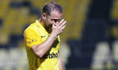 Άρης: Απέραντη θλίψη, «ζωντανοί-νεκροί» οι παίκτες! (photos)