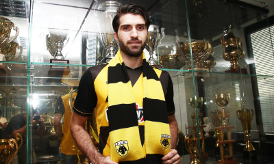 Ανσαριφάρντ: «Περήφανος που υπέγραψα στην ΑΕΚ, να πετύχουμε τους στόχους μας»