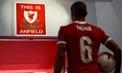 Στη Λίβερπουλ και επίσημα ο Τιάγκο Αλκάνταρα (videos+photos)