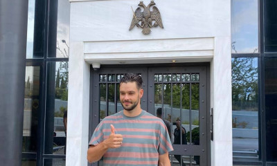 ΑΕΚ: Στα γραφεία της ΠΑΕ ο Σάκχοφ