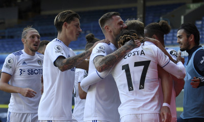 Πήρε το «θρίλερ» και επέστρεψε στις νίκες μετά από 16 χρόνια στην Premier League η Λιντς (videos)