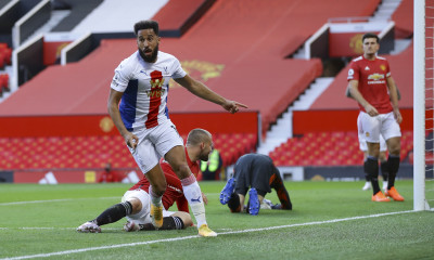 Μάντσεστερ Γιουνάιτεντ: «Σφαλιάρα» με το «καλημέρα» υπό το βλέμμα του Σερ Άλεξ (video+photos)