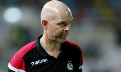 Μπεργκ: «Θα δώσουμε τον καλύτερό μας εαυτό απέναντι στον Ολυμπιακό»