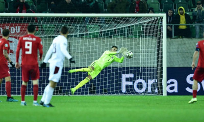 Σάλος στην Κύπρο με πρώην του ΟΦΗ - Έκανε... νόημα στο πέναλτι και άναψε «φωτιές»