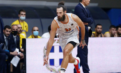 Γιαννόπουλος: «Ιδιαίτερη σημασία για μένα το παιχνίδι» (videos)