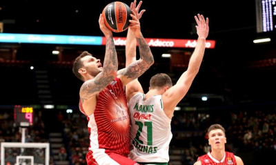 Αρμάνι Μιλάνο: Πρόβλημα με Μίτσοφ (photo)