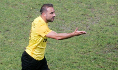 Άρης: Ο Φετφατζίδης… φέρνει μεσοεπιθετικό!