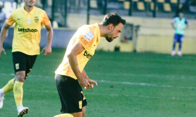 Άρης-ΠΑΣ Γιάννινα: Η... ταράτσα είδε live την φαουλάρα του Ματίγια (photos+video)