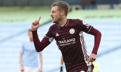 «Πάρτι» με πεντάρα μέσα στο «σπίτι» της Σίτι από Βάρντι και Λέστερ (videos)