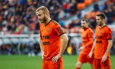 «Χάλασε» μεταγραφή στην ΑΕΛ λόγω… πολέμου