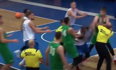 Ξύλο και των γονέων στην Ουκρανία (video)