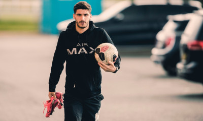 Ολυμπιακός: Δυναμώνει με πορτογαλική... τριπλέτα για τους ομίλους (video)