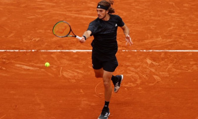 Roland Garros: Άνετη πρόκριση στους «16» για τον Στέφανο Τσιτσιπά (video)