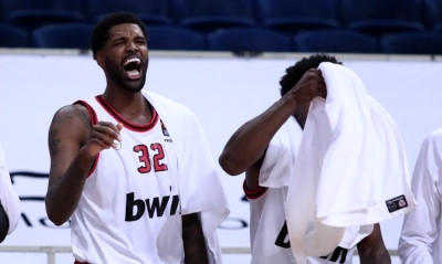 Έλις: «Πάμε όπου μας πάνε οι ηγέτες μας»! (video)