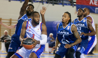 Ανατριχιαστική αφήγηση: «Λιποθύμησα στο ματς, εκεί κατάλαβα ότι είχα κορωνοϊό»!