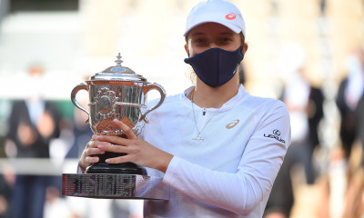 Roland Garros: Βασίλισσα στο Παρίσι η 19χρονη Ίγκα Σβιάτεκ (videos+photos)