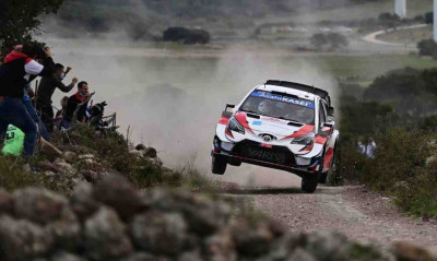 Σοκ: Σκοτώθηκε συνοδηγός σε ράλι (photos)