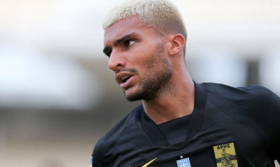 Ο… ματωμένος Ρόουζ (Photo)!