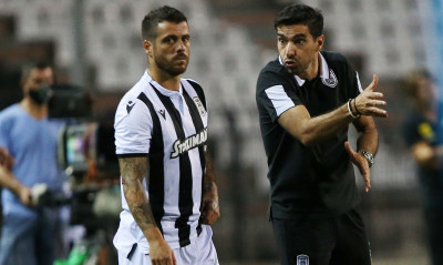 ΠΑΟΚ: Παραμονή Βιεϊρίνια για 1+1 χρόνια! (photos)