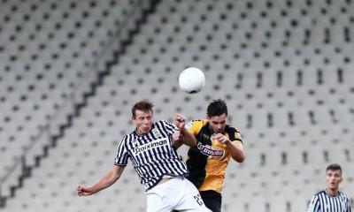 ΑΕΚ-ΠΑΟΚ: Η διαμαρτυρία του «δικέφαλου» του Βορρά για πέναλτι! (Photos)