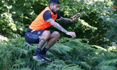 Μιλάει με ομάδα της Super League 2 o Κλάους Αθανασιάδης