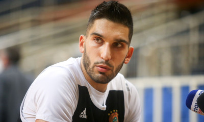 Κασελάκης: «Απώλεια ο Παπαπέτρου»