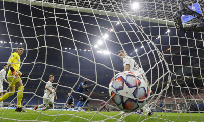 Champions League: Όλα τα γκολ και οι βαθμολογίες των ομίλων της Τετάρτης (videos)