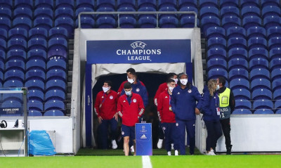 Πόρτο - Ολυμπιακός: Η «ερυθρόλευκη» άφιξη στο Ντραγκάο (photos+video)