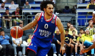 Εφές: «Μέσα» ο Λάρκιν