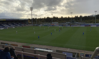 Κάμερα-ρομπότ μπέρδεψε τη μπάλα με την καράφλα του βοηθού (video)