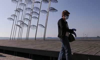 Κορονοϊός: ΣΟΚ - 2.056 νέα κρούσματα στην Ελλάδα