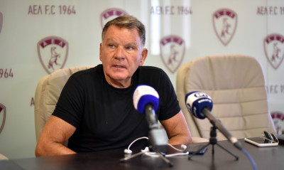 Λάρισα: Επίθεση Κούγια σε Μπελεβώνη - «Υπαλληλάκο της κακιάς ώρας» (photos)