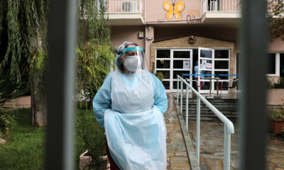 Κρούσματα σήμερα: Ολοταχώς για νέο «μαύρο» ρεκόρ - Αγγίζουμε τα 3.000 κρούσματα