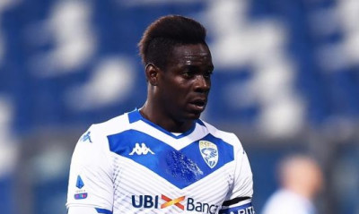 Μάριο Μπαλοτέλι: Δεν βρίσκει ομάδα και προπονείται σε... απίθανο μέρος (photos)