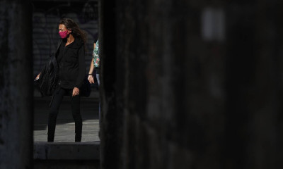 Κορονοϊός: 2.448 νέα κρούσματα και 14 νεκροί σε 24 ώρες - 196 διασωληνωμένοι